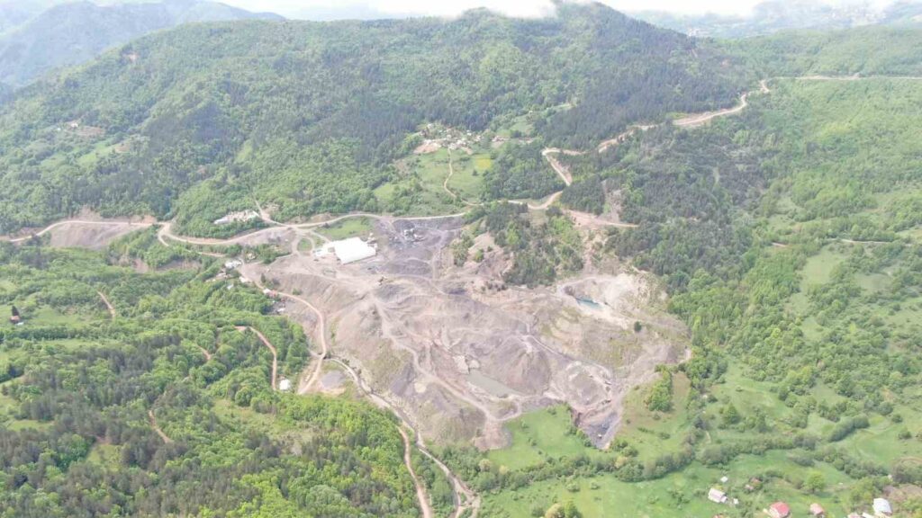 Bürger reagieren auf den Widerstand der Bürger gegen die Ausweitung der Bergbausuche in der Region des Jeokar-Listenpunkts