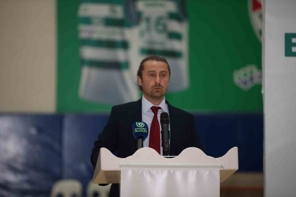 Bursaspor Basketball: Sezer Sezgin wieder zum Präsidenten gewählt.