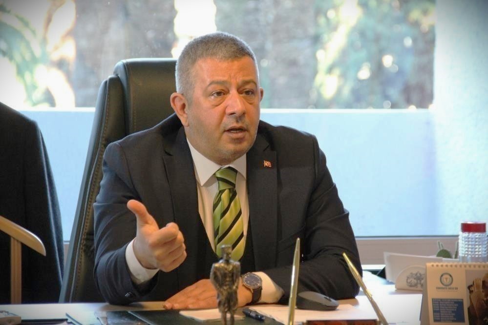 Demokratik Sağlık-Sen behauptet, dass in Krankenhausessen Insekten gefunden wurden.