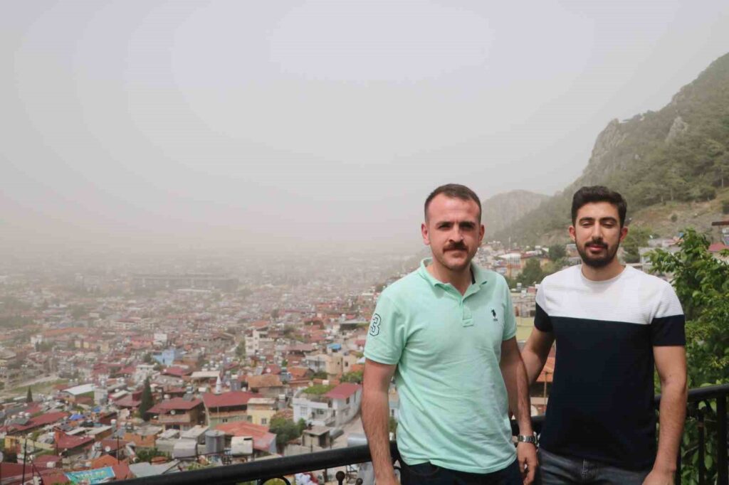 Staubwolke hat Hatay beeinflusst.