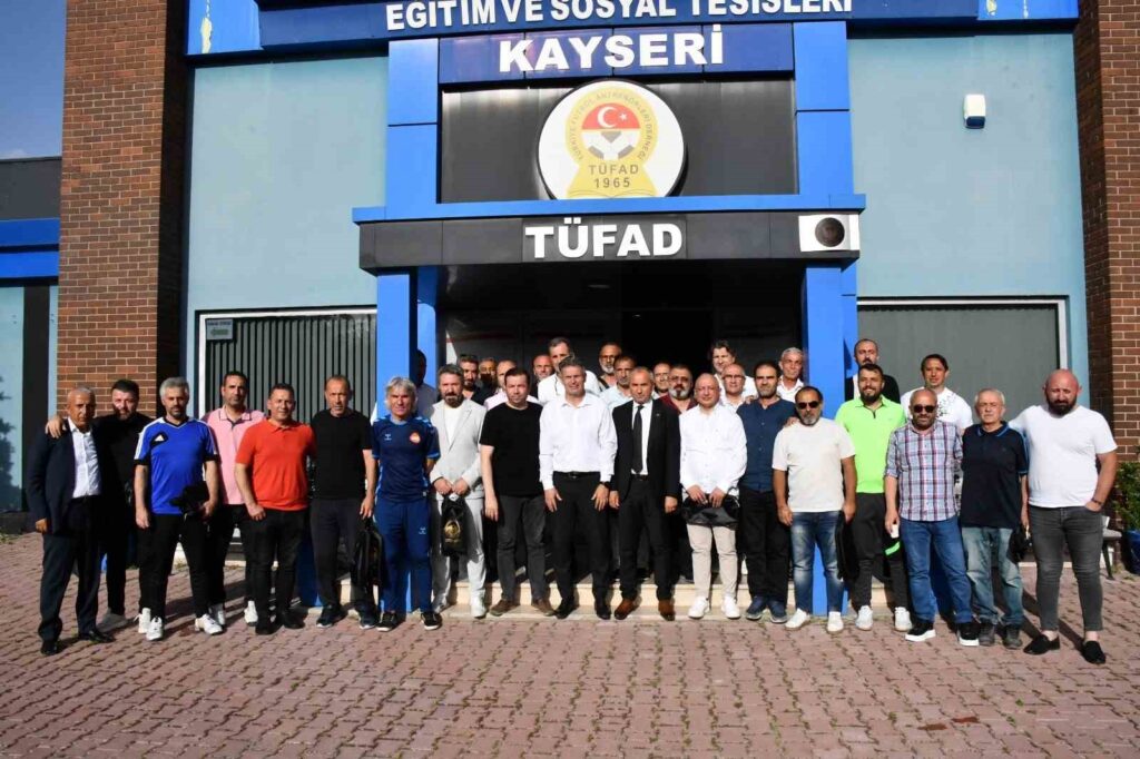 Ahmet Yıldız hat sein Vertrauen in TÜFAD erneuert.
