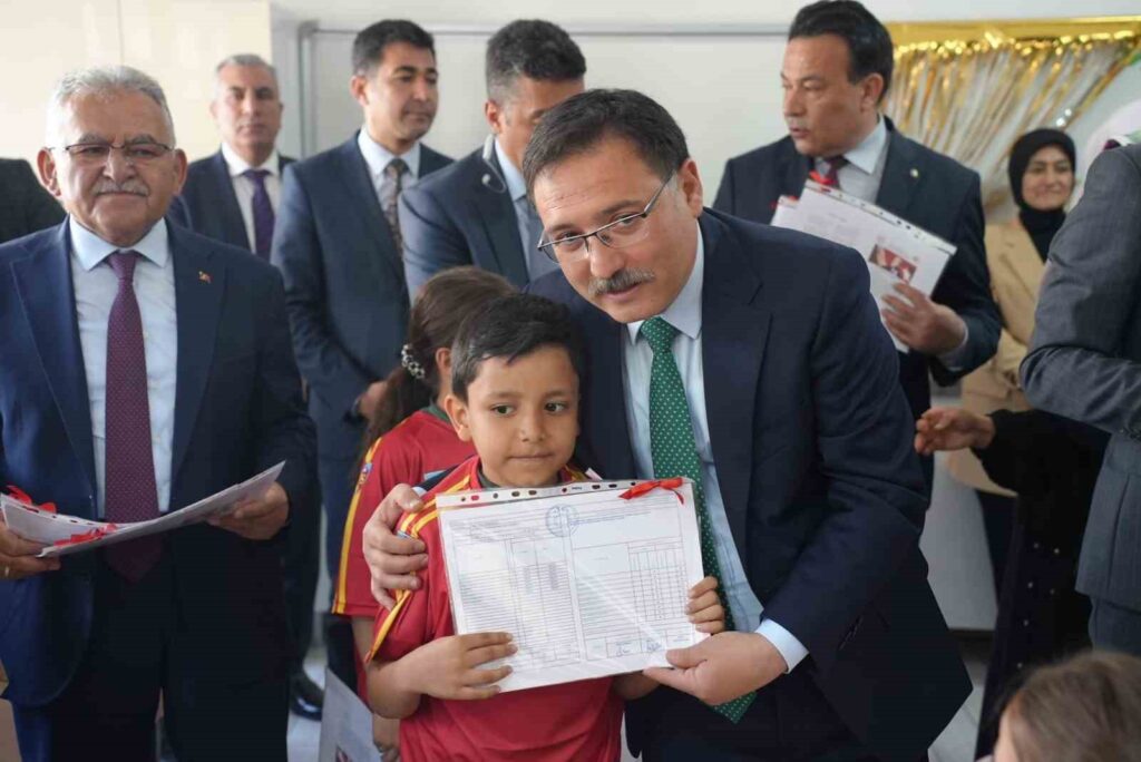 Gouverneur Çiçek: ‘Wir haben in Kayseri ein goldenes Jahr im Bildungsbereich verbracht’