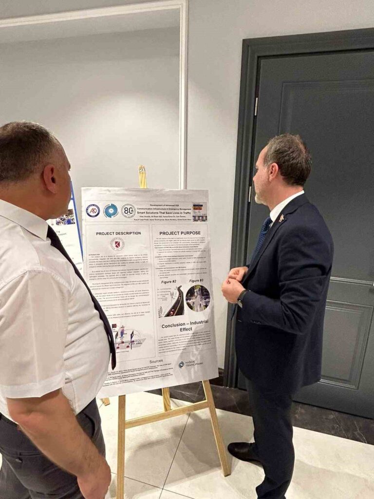In Baku wurde in Zusammenarbeit mit der Niğde Ömer Halisdemir Universität ein Auszeichnungs-Arbeitsmarkt für Forschung und Entwicklung organisiert.
