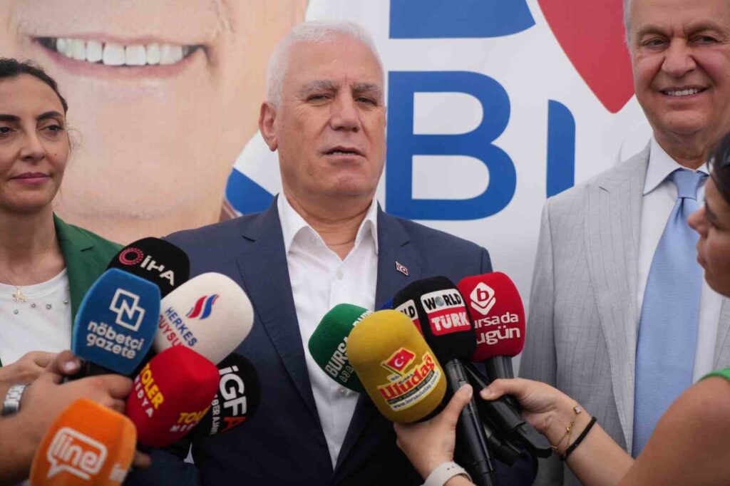Bozbey hat den Amtssitz nach Mustafakemalpaşa verlegt.