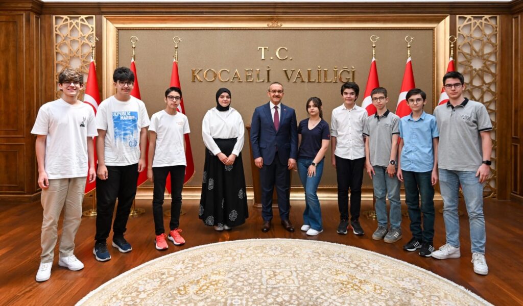 Gouverneur Yavuz, der die Champions des LGS empfängt: ‘Wir werden viel mehr fleißige Heimatssöhne wie Sie brauchen’
