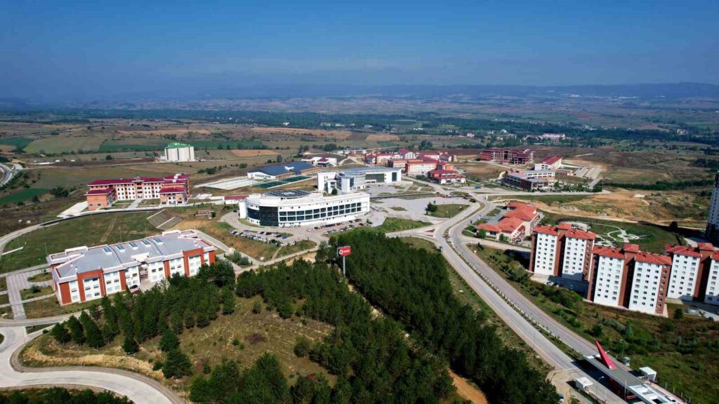 Unterstützung des 24. Nationalen Tourismuskongresses der Universität Kastamonu