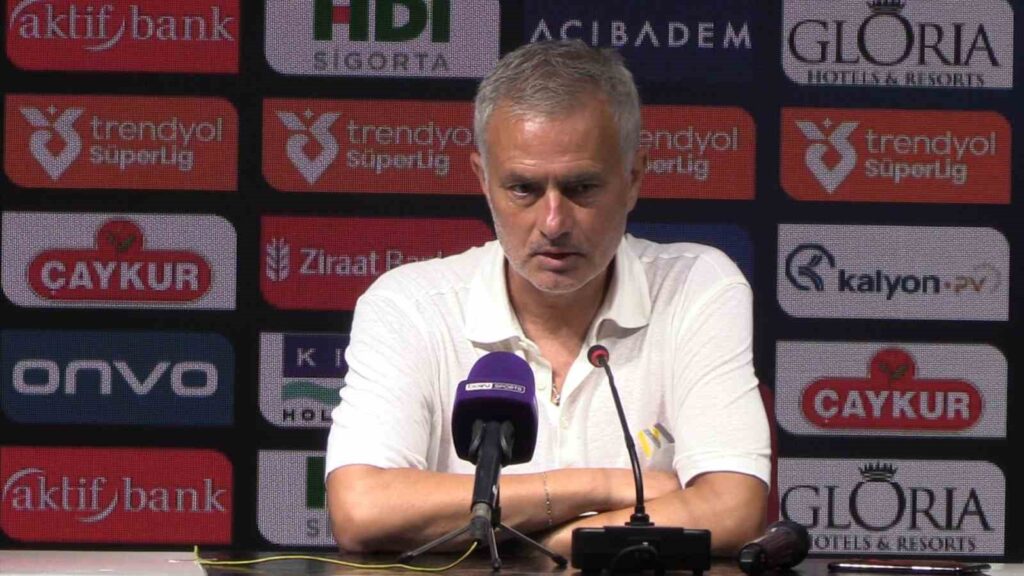 Jose Mourinho: “Heute haben wir sie so dargestellt, als wären sie nicht gut, aber sie sind tatsächlich ein gutes Team.”