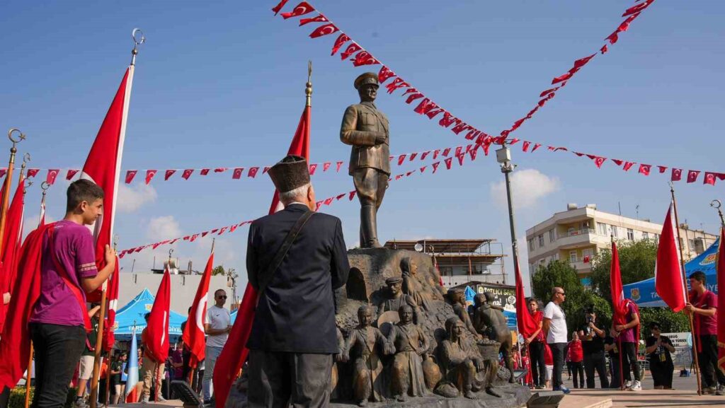 Tarsus Bürgermeister Boltaç: “Atatürk und seine Freunde haben uns einen unschätzbaren Sieg gebracht.”