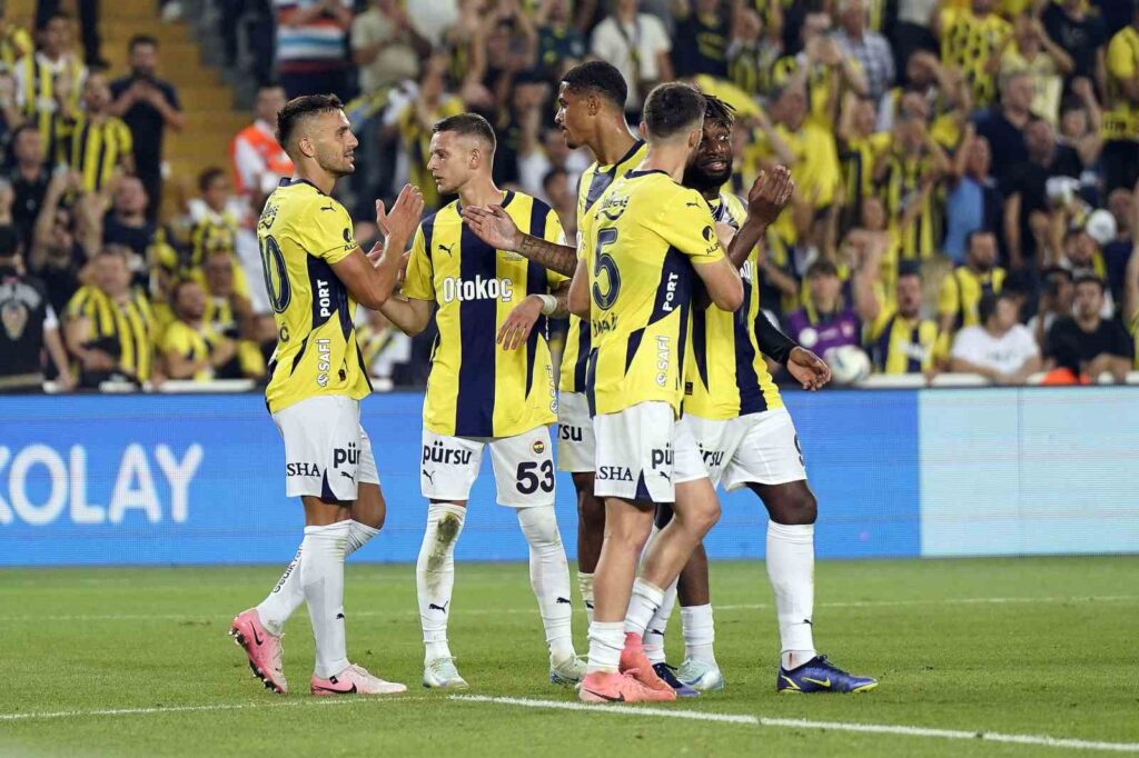 Trendyol Süper Lig: Fenerbahçe: 1 – Alanyaspor: 0 (Erste Halbzeit)