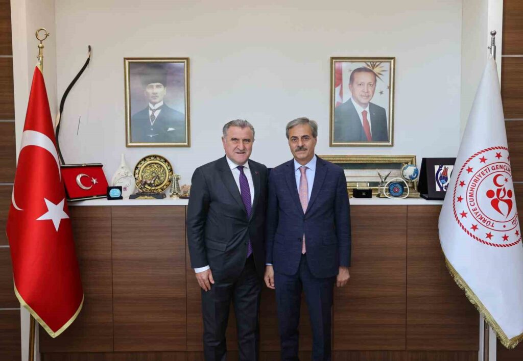 Präsident Alemdar traf sich mit dem Minister für Jugend und Sport, Osman Aşkın Bak.