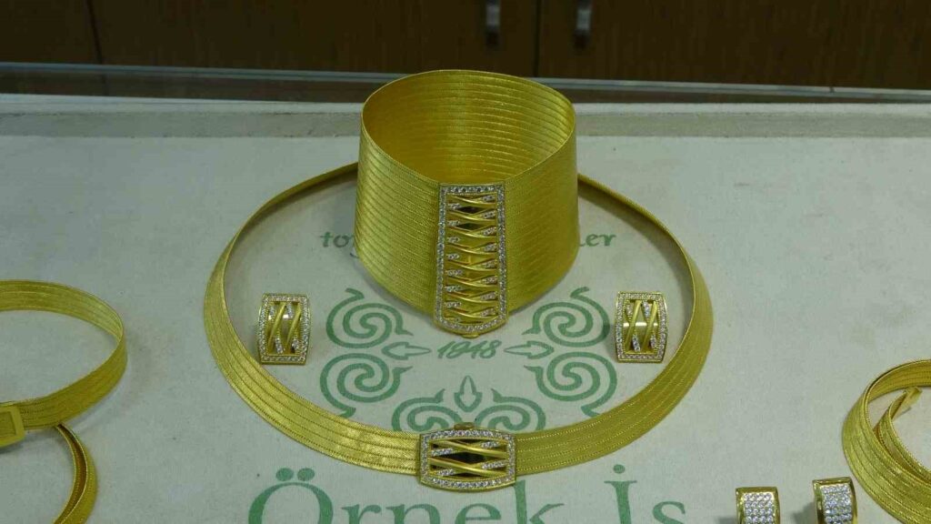 Der Anstieg des Goldpreises beeinflusst ihn am meisten.