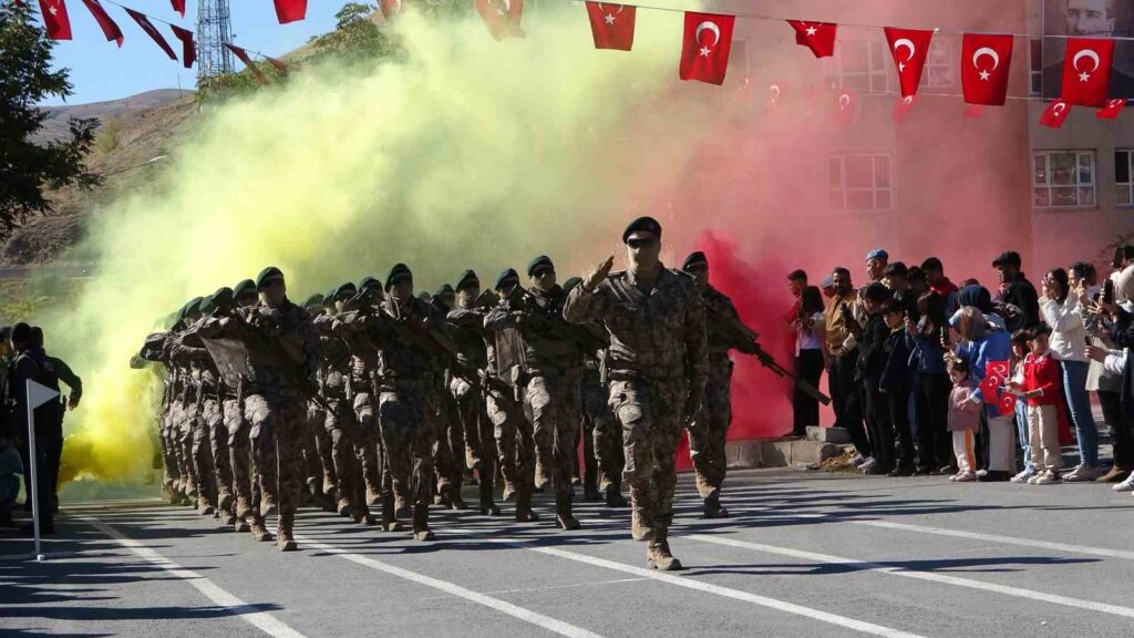 Die Begeisterung zum Republikfeiertag in Bitlis