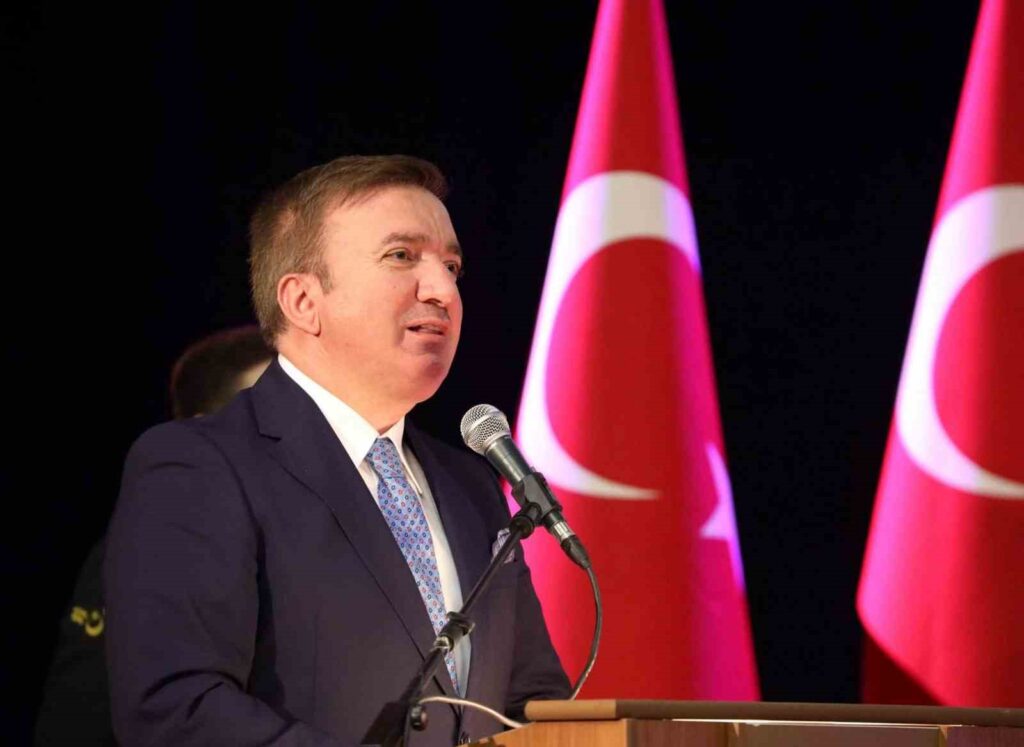 Vali Aydoğdu: “Es lebe die Republik, möge die Freiheit ewig sein!”