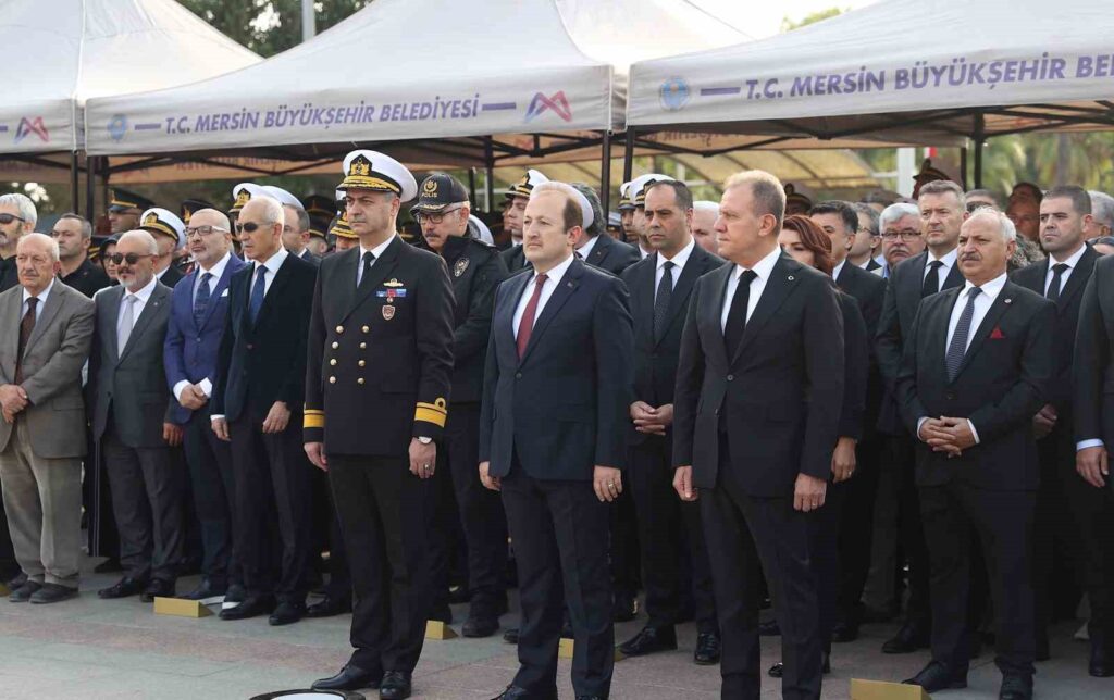 Atatürk wurde zum 86. Mal in Mersin erinnert.