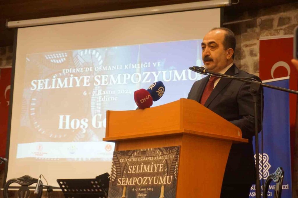 Das “Osmanische Identität und Selimiye Symposium” hat in Edirne begonnen.