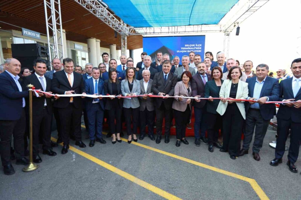 Der Busbahnhof Selçuk wurde mit einer Investition von 50 Millionen TL feierlich eröffnet.