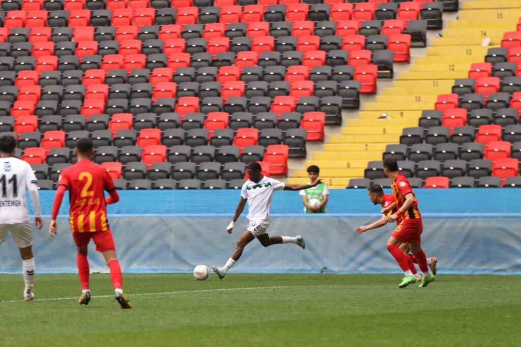 Trendyol 1. Liga: Yeni Malatyaspor 0 – 2 Sakaryaspor (Spielergebnis)