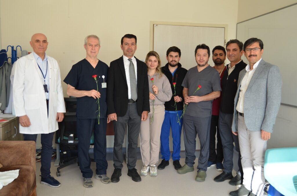 Médicos No Olvidados en Alanya el Día 14 de Marzo de la Medicina