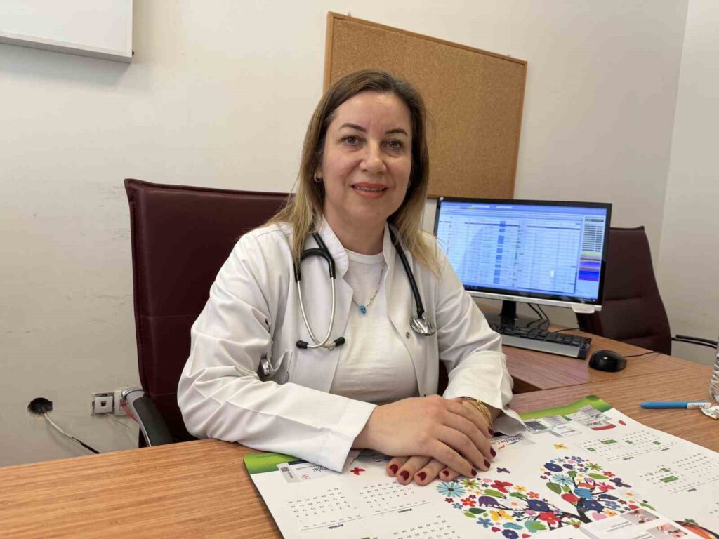 El especialista en enfermedades pulmonares del Hospital de Educación e Investigación de Mardin, la Dra. Fulya Uluorman, advierte