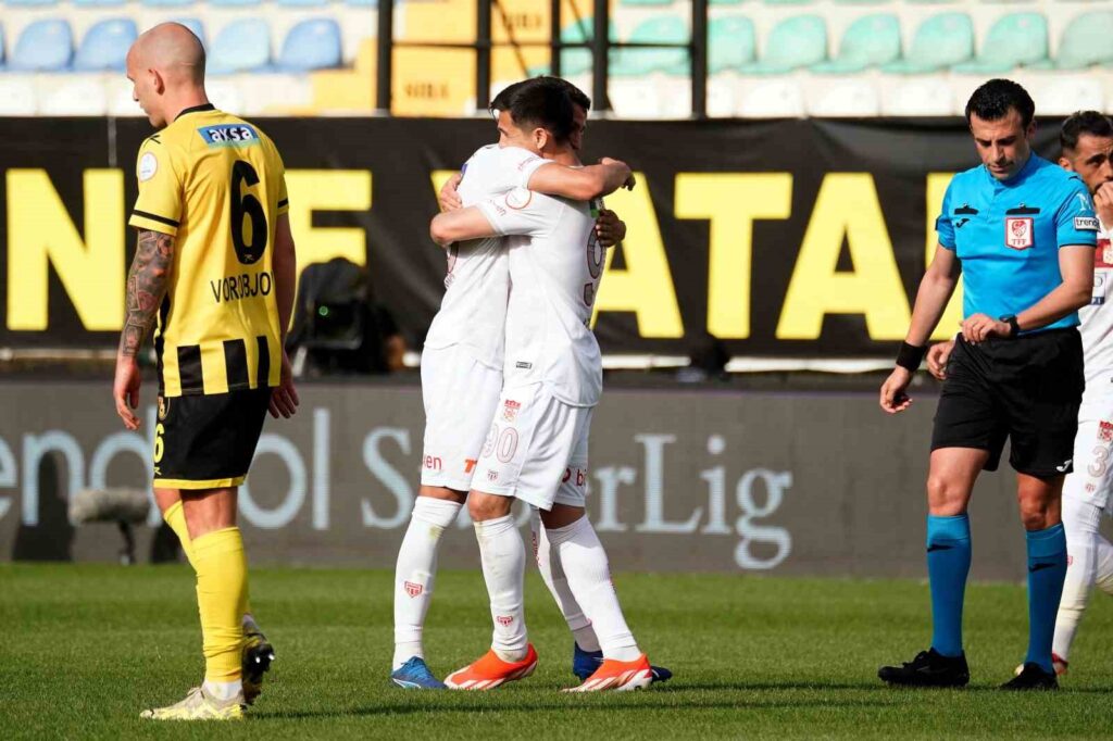 Trendyol Süper Lig: İstanbulspor: 1 – Sivasspor: 3 (Resultado del partido)