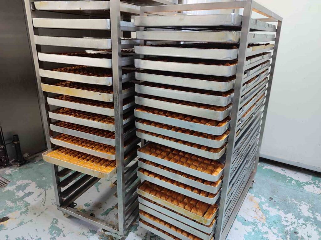 Rigurosa inspección en las confiterías de Bahçelievler antes de la Fiesta del Sacrificio