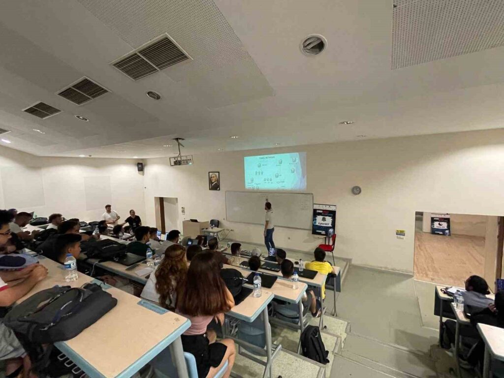 Evento Bootcamp de la Patria Cibernética