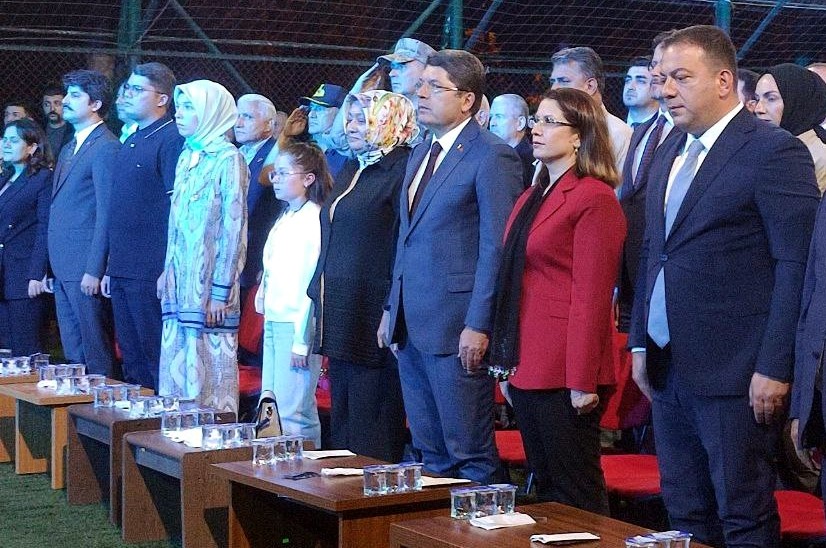 Reacción de Yılmaz Tunç, Ministro de Justicia, al Congreso de EE. UU.