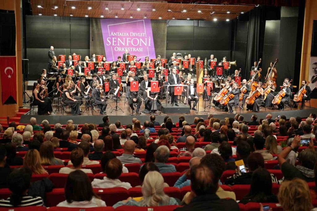 Concierto “Una Nación Despierta” en Antalya