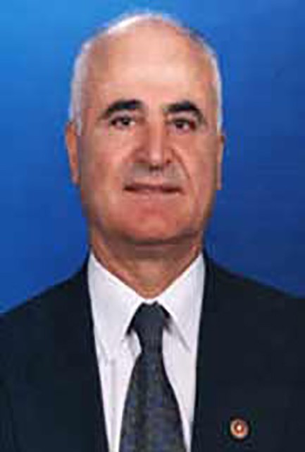El ex Ministro de Defensa Nacional y Diputado de Kayseri del 23º período del MHP, Çakmakoğlu, ha fallecido.