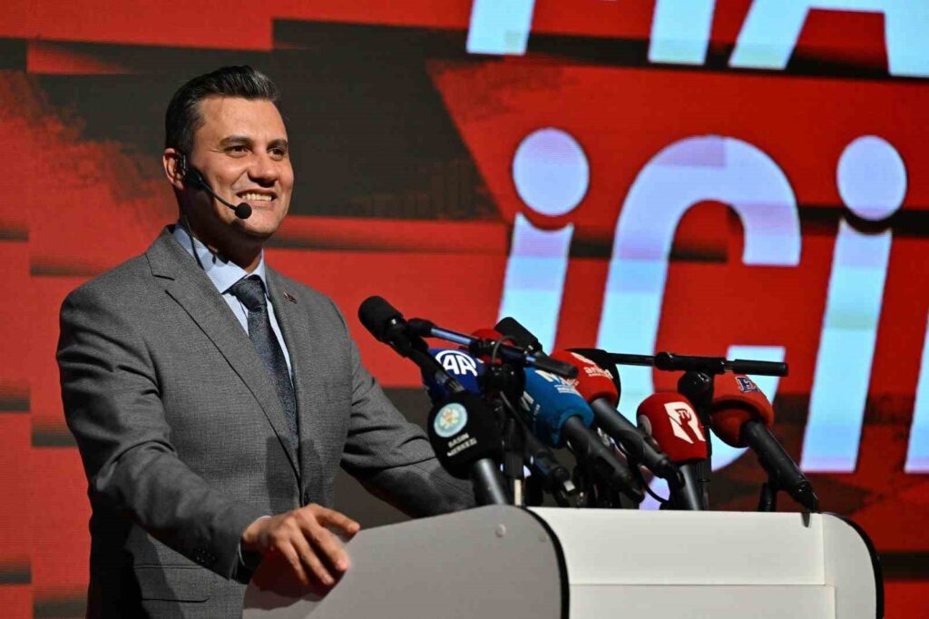 El presidente Zeyrek habló sobre el cambio y la transformación en los últimos 6 meses.