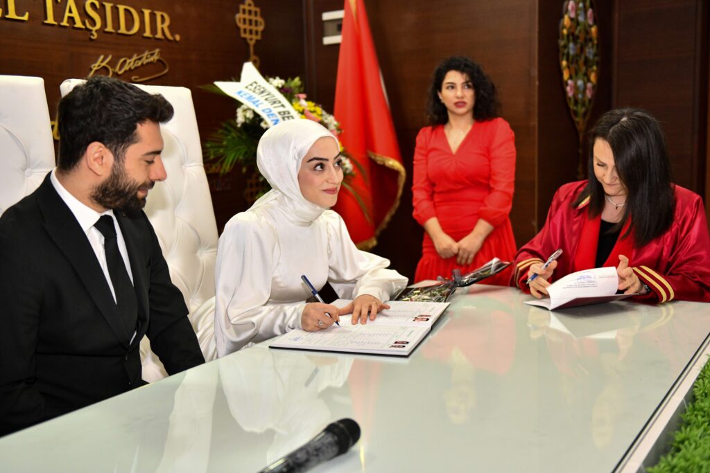 Baisse du Nombre de Couples Mariés en 2023