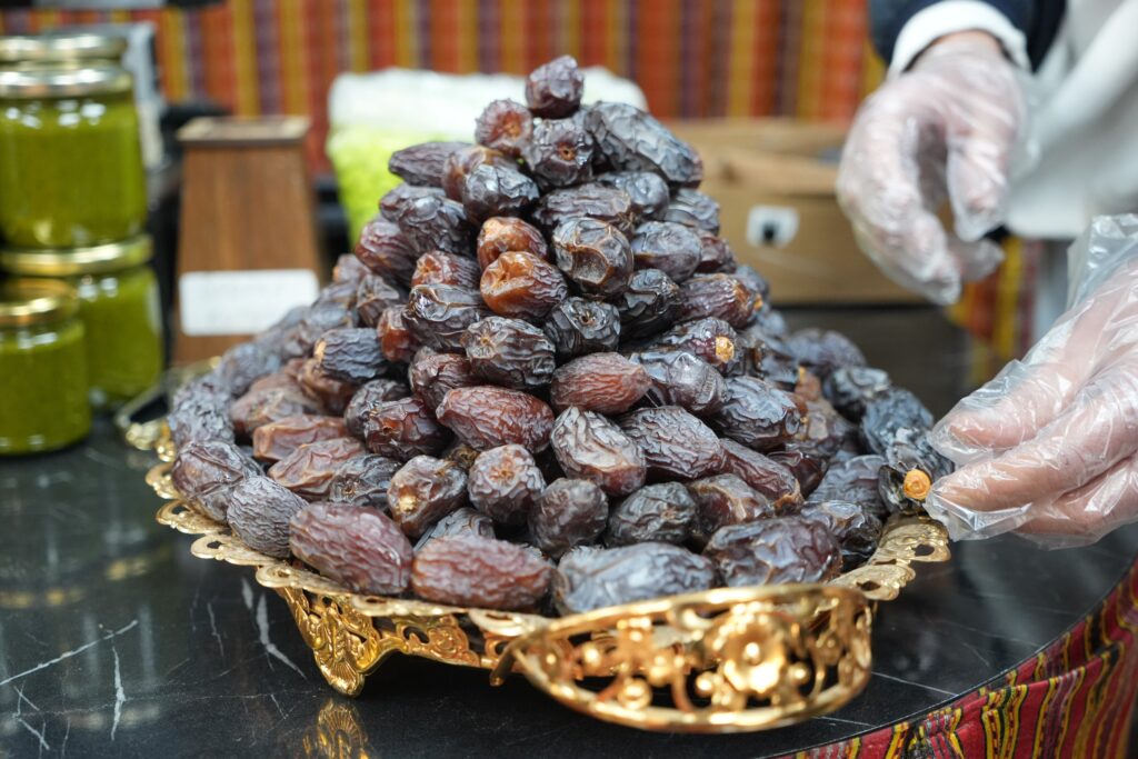 Le Fruit Incontournable du Ramadan, la Datte, Arrive sur le Marché