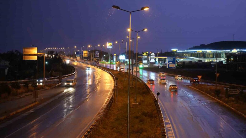 Dans la ville de Kırıkkale, touchée par la sécheresse, des averses ont eu lieu