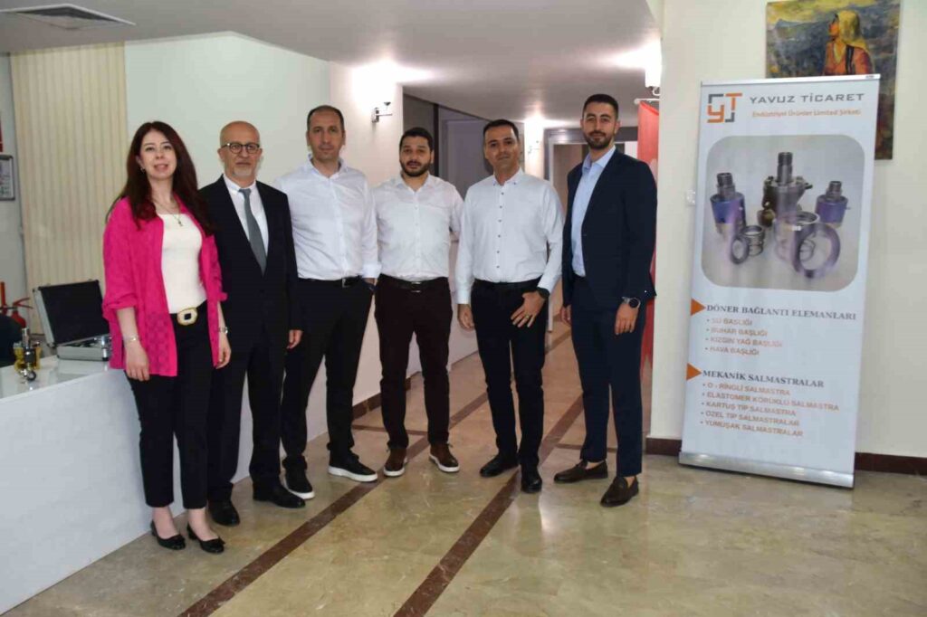 Une conférence sur les systèmes d’étanchéité a été organisée à l’OSB de Denizli.