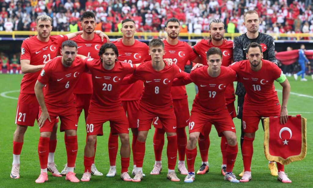 Avant le match crucial, des notes sur les économies de la Turquie et du Portugal
