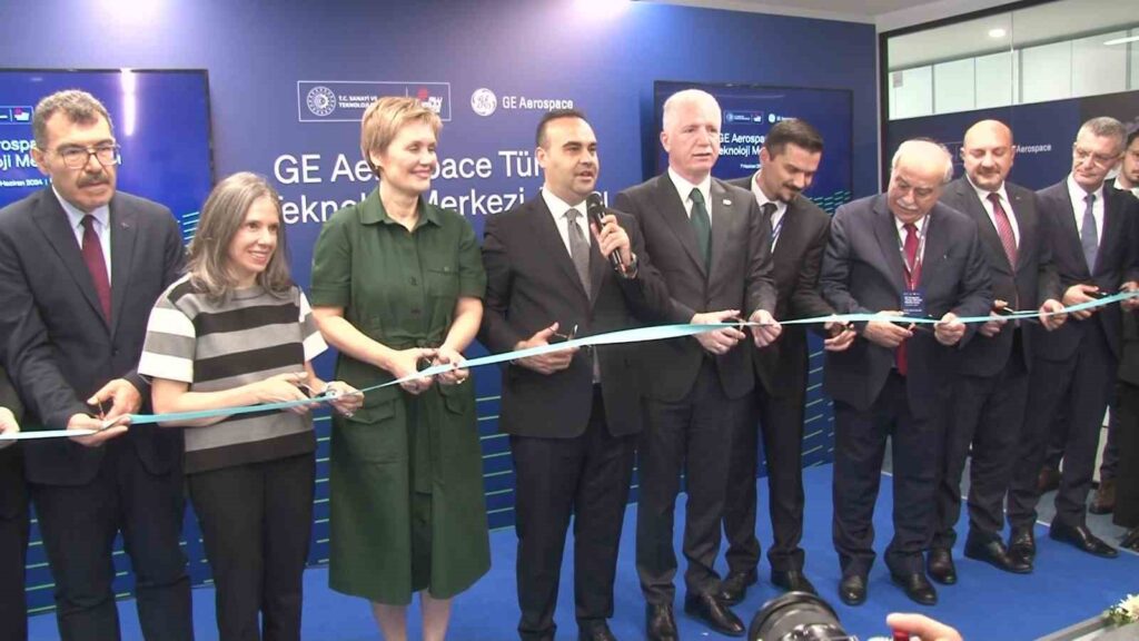 Ministre de l’Industrie et de la Technologie Kacır : “Nos exportations ont atteint le niveau le plus élevé de notre histoire républicaine avec 260 milliards de dollars au cours des 12 derniers mois”