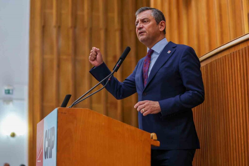 Signal d’élections anticipées de la part d’Özgür Özel : “Si cela continue ainsi, le peuple voudra des élections anticipées”