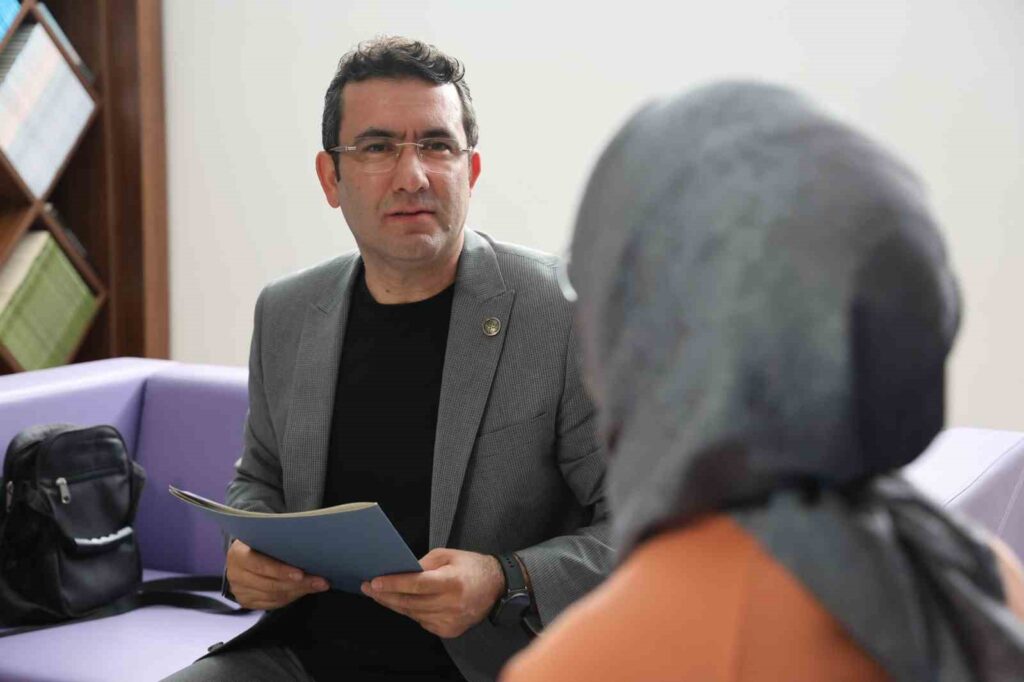 Avertissement important de l’expert pour des millions de candidats universitaires