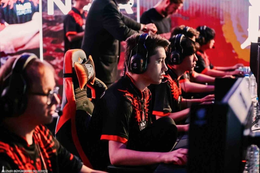 Izmir accueille la grande finale de l’e-sport.