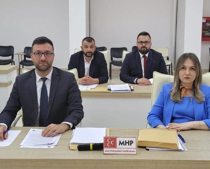 Le groupe du conseil municipal du MHP réagit.