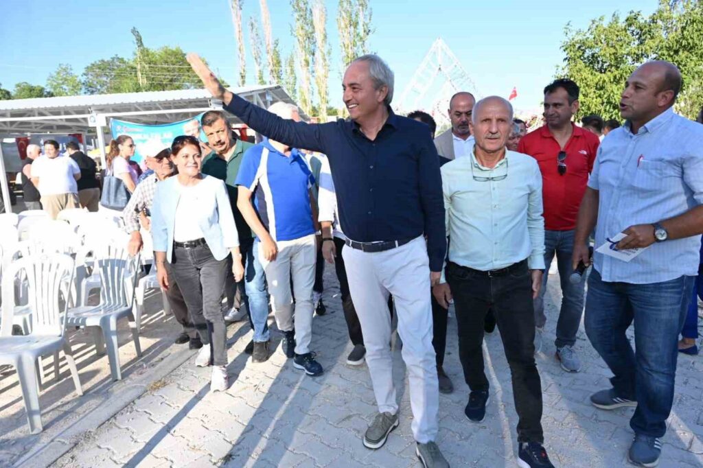 Le maire de Kepez, Mesut Kocagöz : “L’amour a gagné à Kepez”