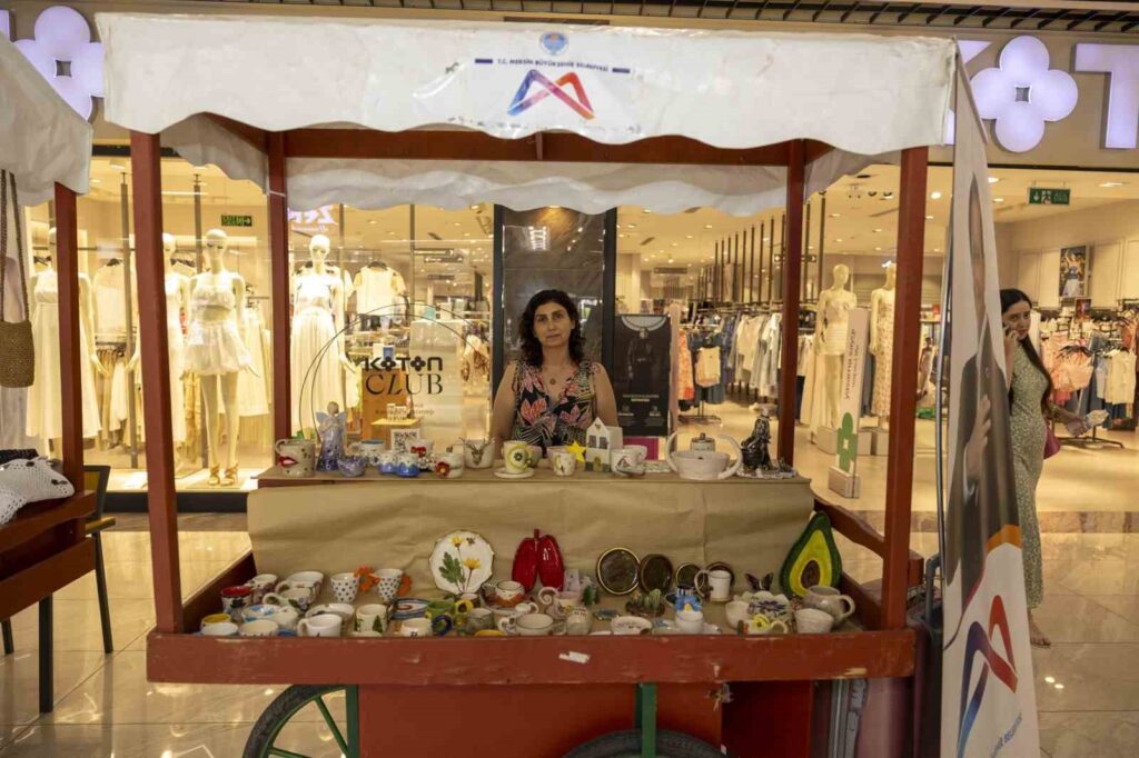 Les femmes qui ont participé aux cours de lentilles ont présenté les produits qu’elles ont fabriqués.