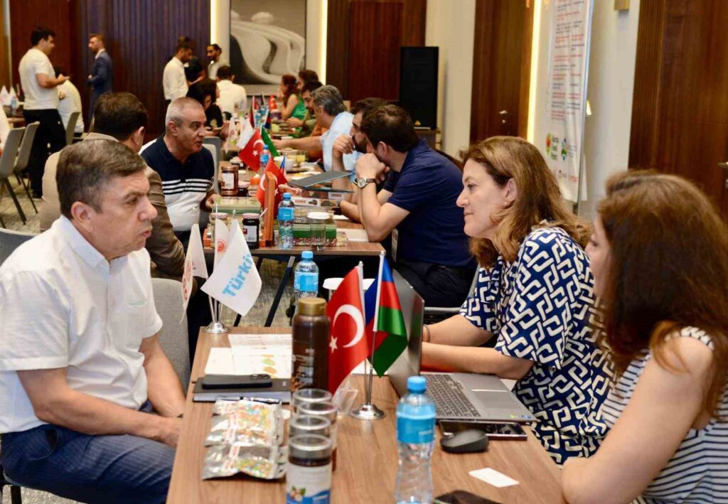 Les membres du groupe de travail sur l’internationalisation des entreprises du secteur alimentaire de la BTSO sont en Azerbaïdjan.