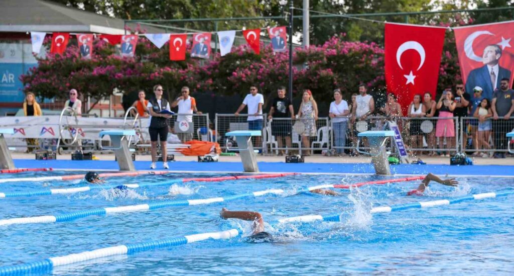 Mersin a accueilli la 2ème étape de la 7ème compétition de la “Ligue Régionale de Triathlon”.