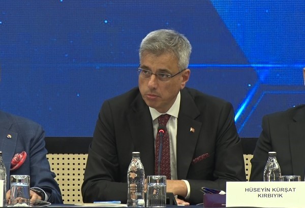 Ministre Memişoğlu : « Nous travaillons avec la conviction que le secteur de la santé peut être le secteur locomotive de la Turquie »