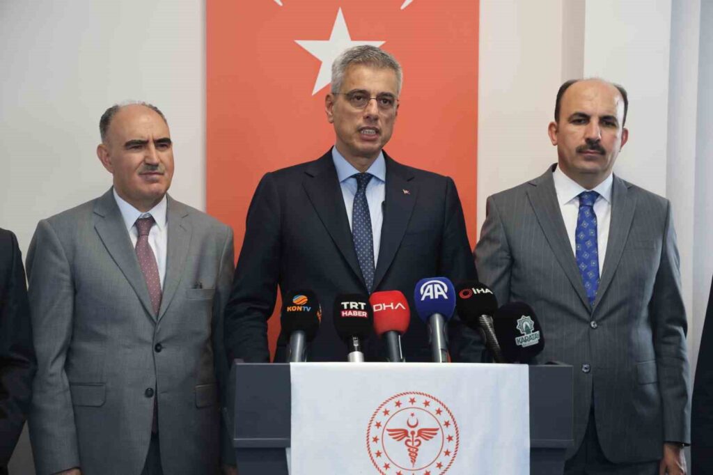Ministre Memişoğlu : “Soyez prudents avec les puffs ou les cigarettes électroniques”
