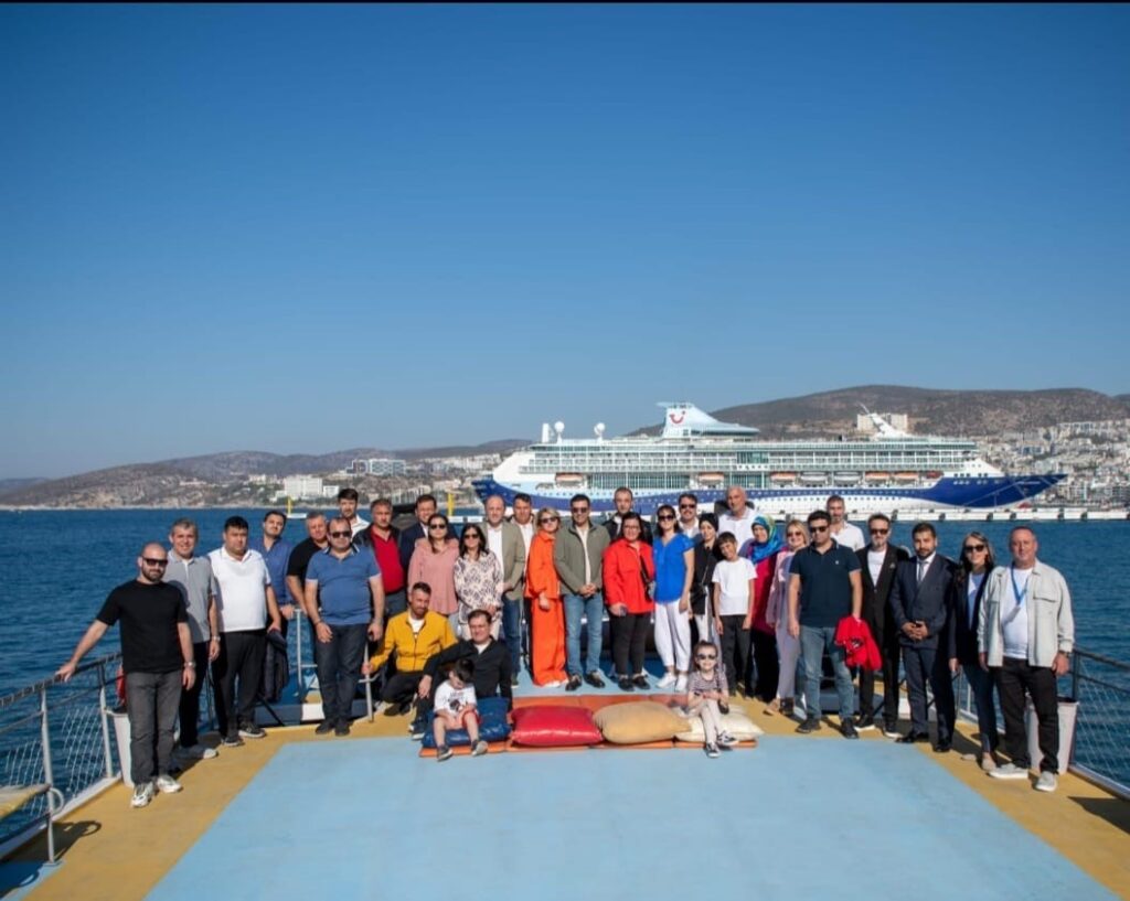 Les maires des municipalités membres de l’Union des Villes Naturelles ont été impressionnés par Kuşadası.