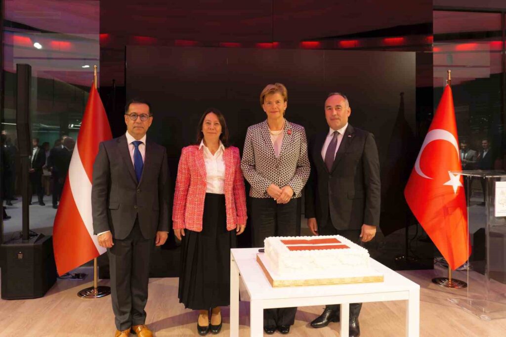 Serkan Kaptan est devenu le consul honoraire de Lettonie.