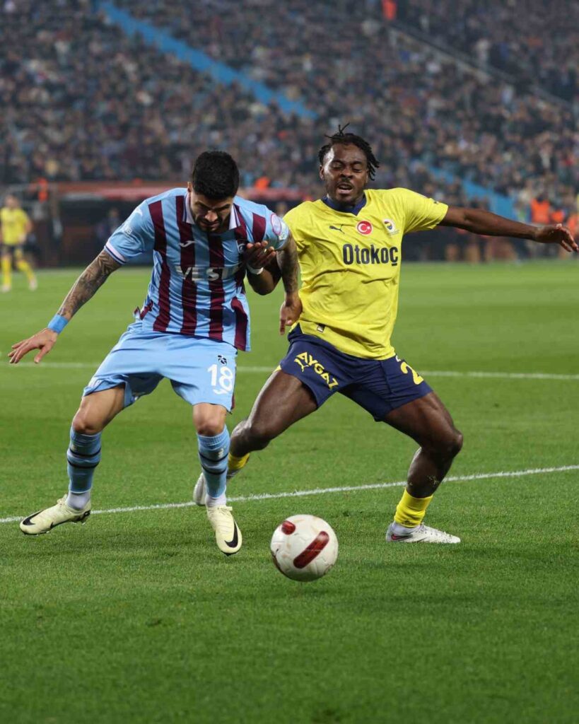 Trabzonspor et Fenerbahçe se rencontrent pour leur 136ème rendez-vous.