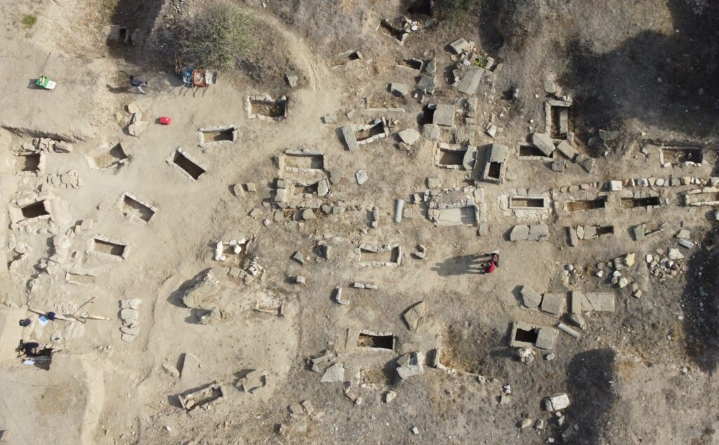 Nelle scavi dell’antica città di Tenedos è stato scoperto un cimitero per bambini